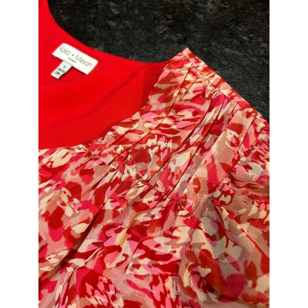 #55 Koko + Mason Pink and Red Floral Size S Blouse‎